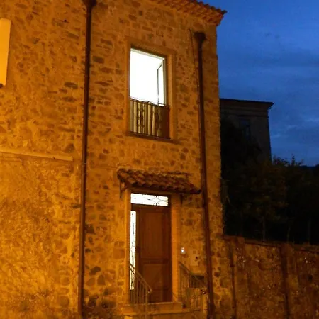 Affittacamere C. V. A&m Omignano Nel Cuore Del Cilento Antico Omignano Scale